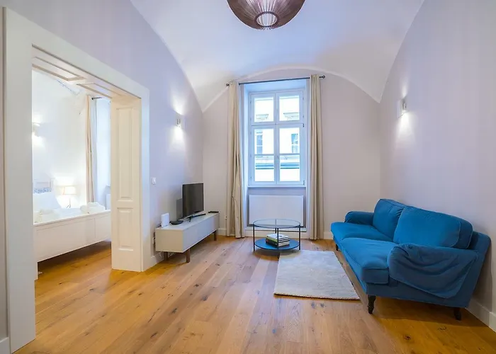 Deluxe Apartment Talia